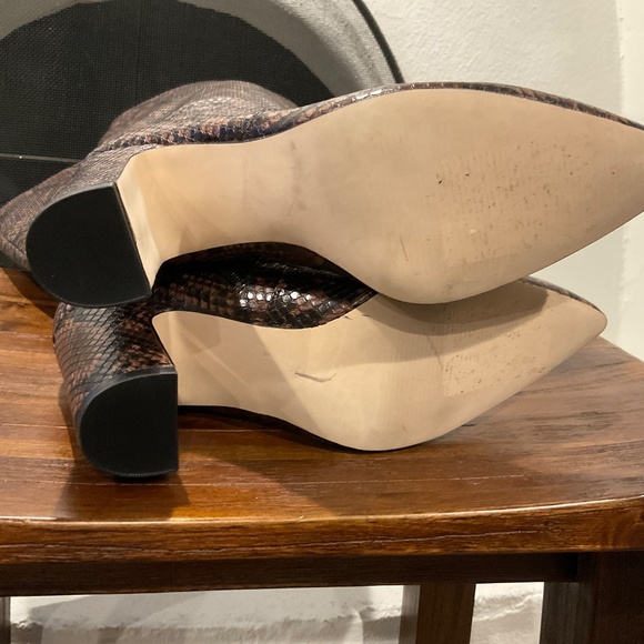 Steve Madden Evey Tall Boot Snakeskin Size 6.5 Wide Calf - Picture 7 of 8